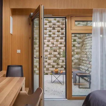 Wind Rose Wellness Villas, Bura